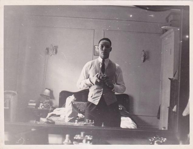 colin-powell-selfie14n-1-web