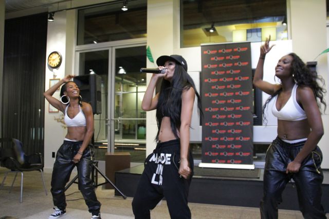 mila-j-performance-92q-083