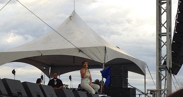 kelly-rowland-baby-bump-3