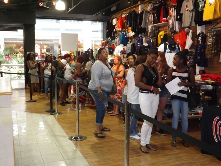 Trey Songz Meet & Greet