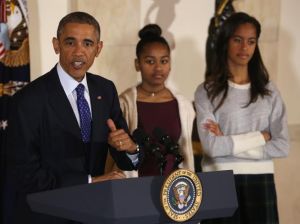 459617356-president-barack-obama-speaks-as-his-daughters-sasha.jpg.CROP.rtstoryvar-large