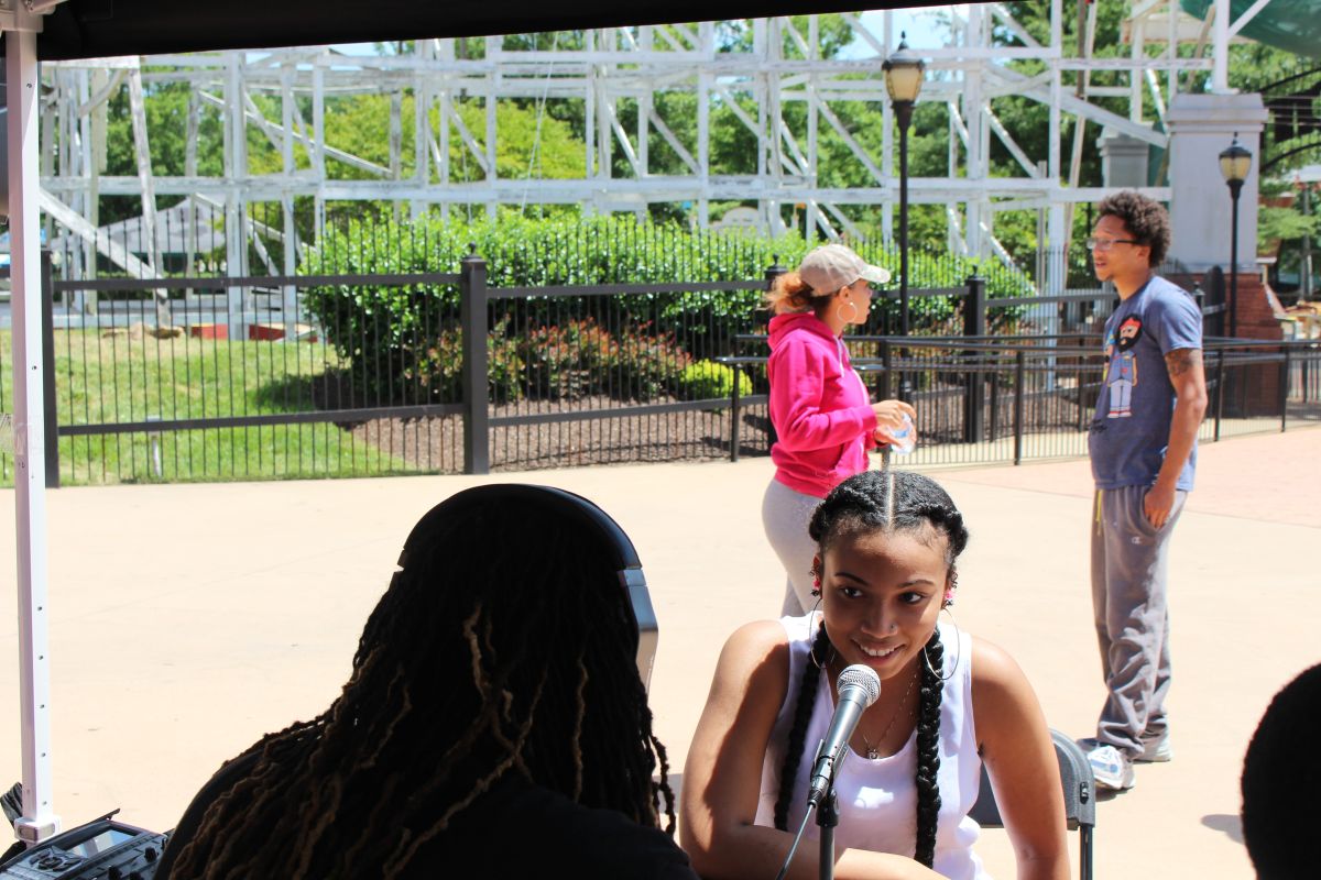 Kels in the Afternoon at Six Flags
