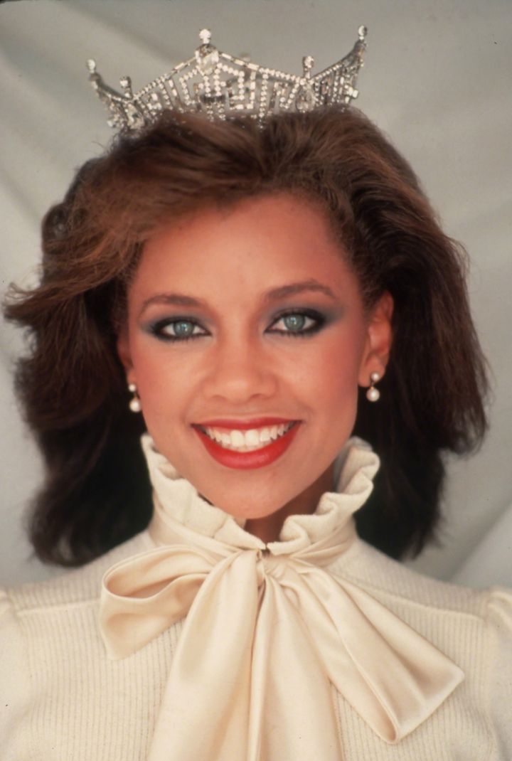 Vanessa Williams is one of the QUEENS when it comes to that old saying “Black don’t crack.”
