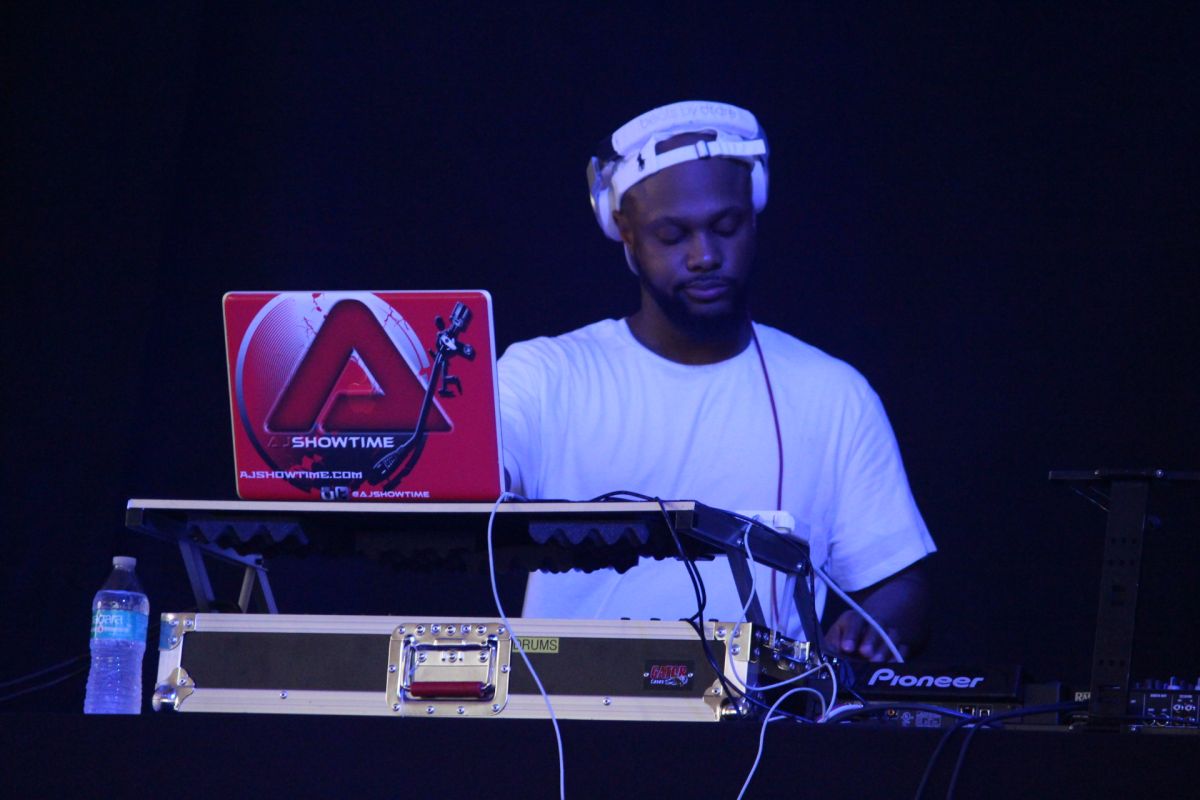 92Q Summer Jam 2016: AJ Showtime