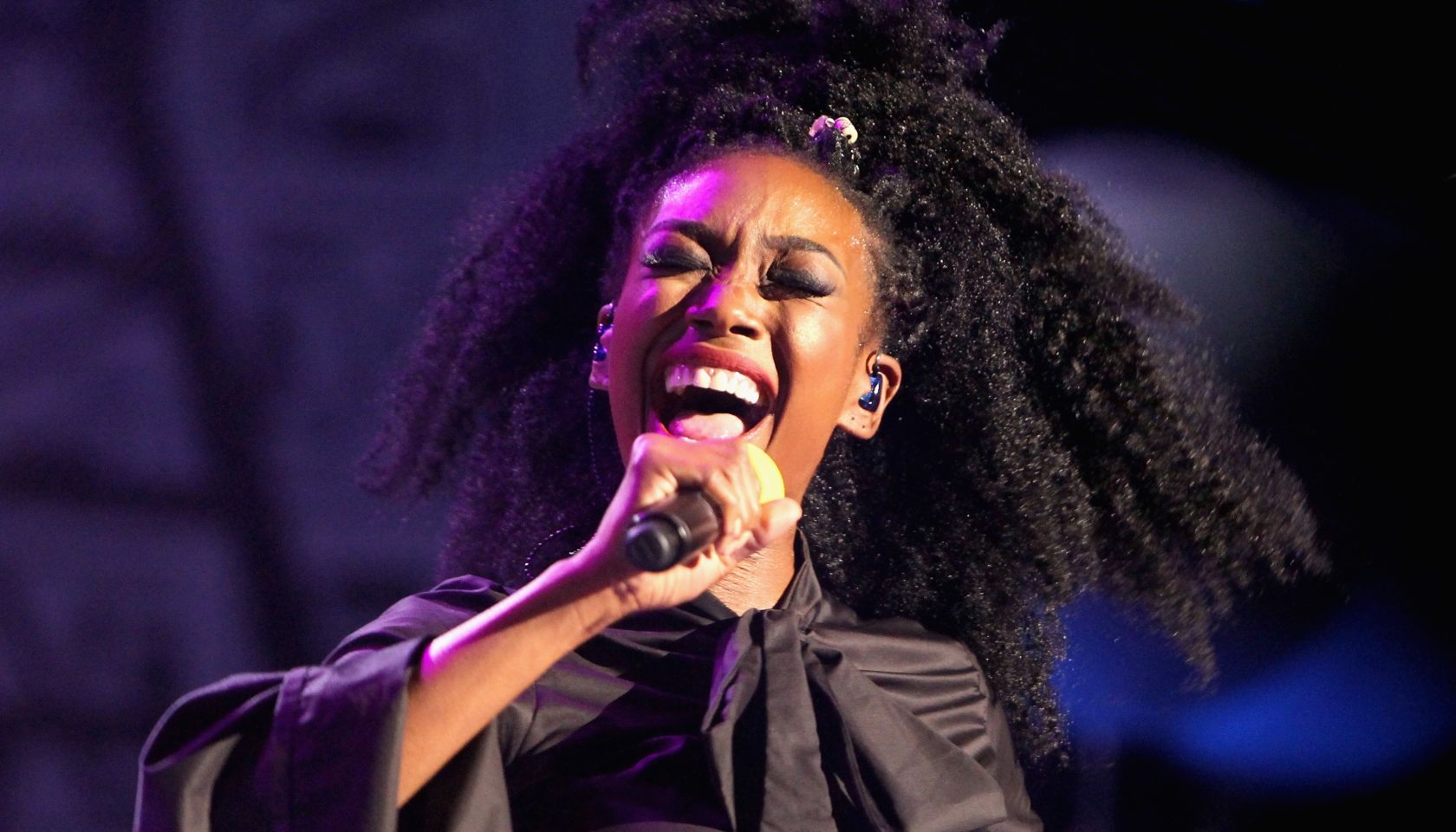 2016 Soul Train Music Awards - Show