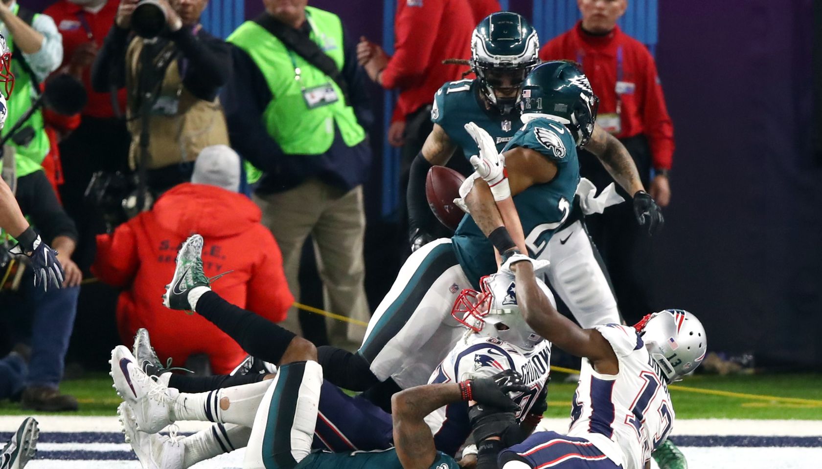 Super Bowl LII - Philadelphia Eagles v New England Patriots