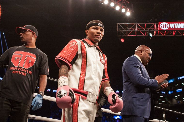 Adrien Broner v Jessie Vargas