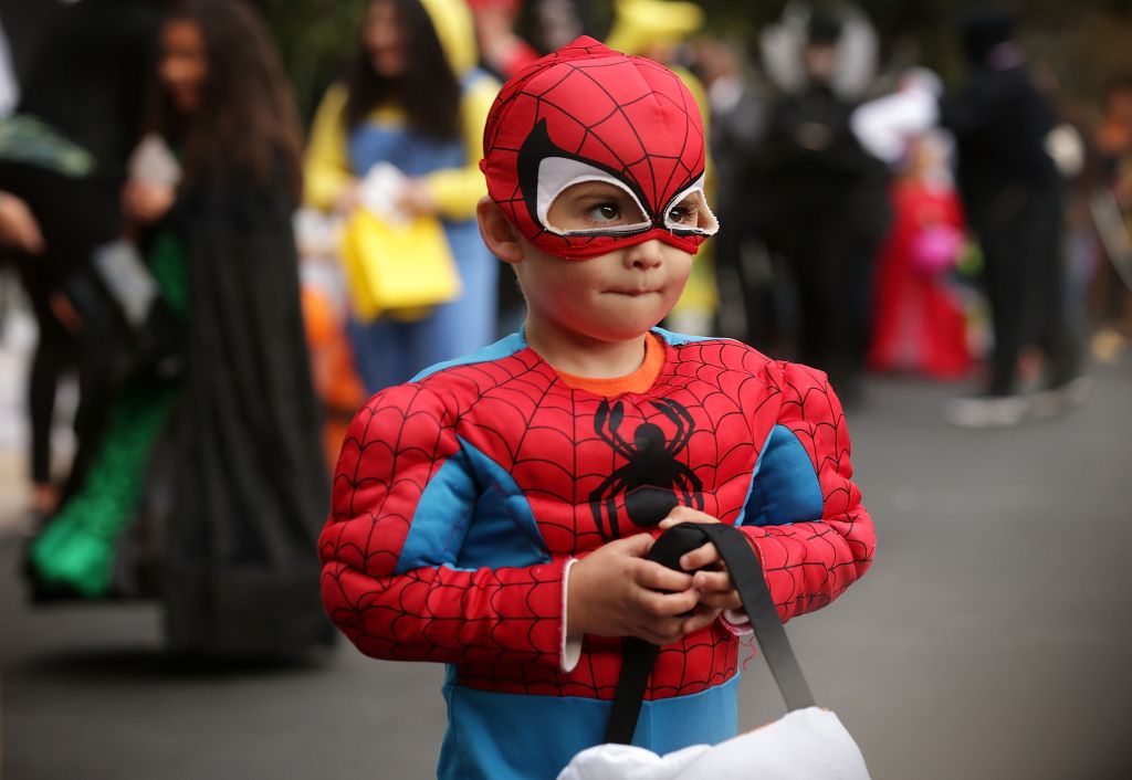 President Obama And First Lady Welcome Children To White House For Halloween