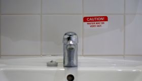 Hot Water - Warning sign.