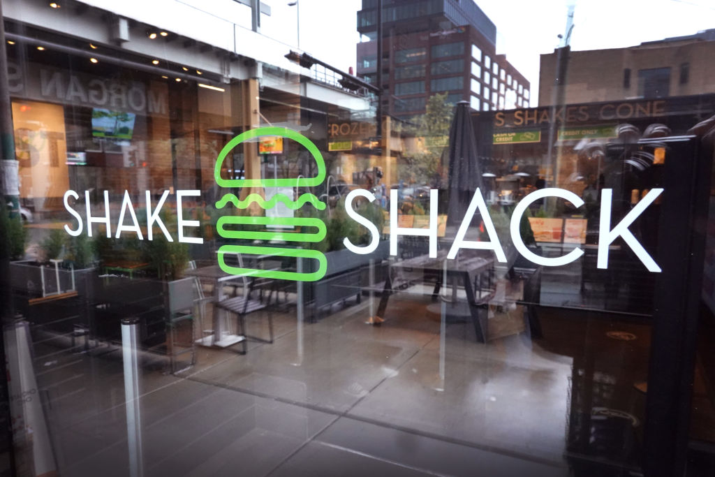 Shake Shack Reports Quarterly Earning That Beat Expectations, But Company Dampers Outlook
