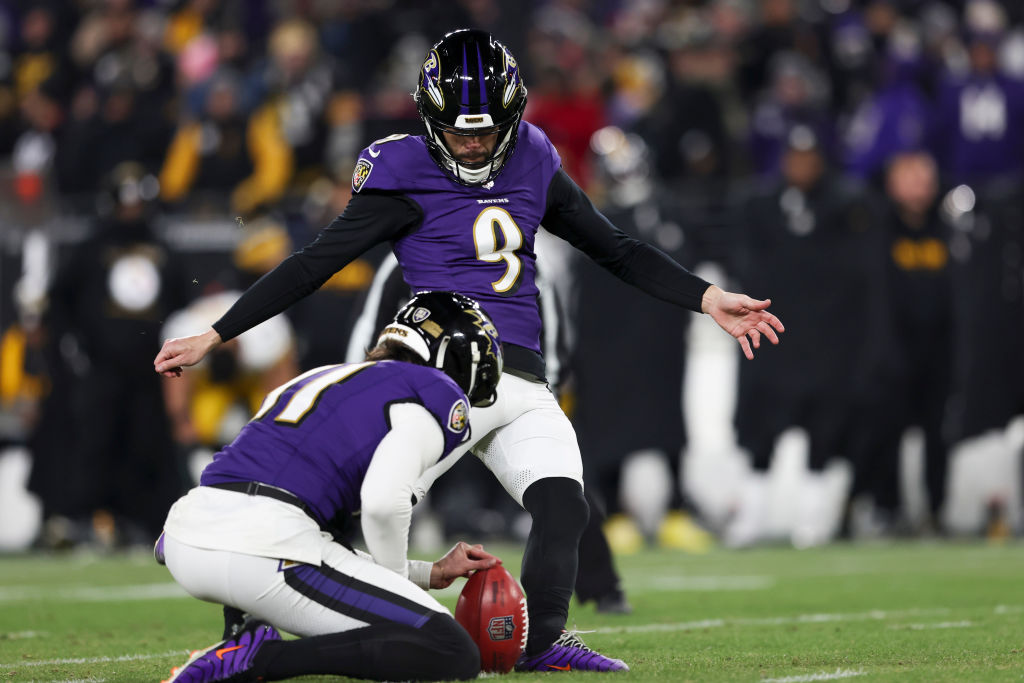 AFC Wild Card Playoffs: Pittsburgh Steelers v Baltimore Ravens