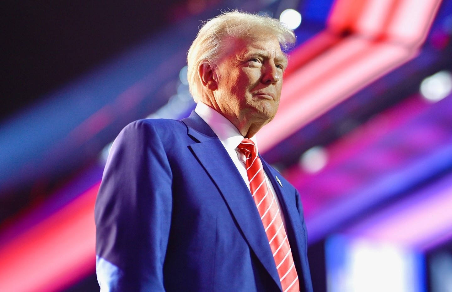 Trump acelera su ofensiva legislativa antes del 4 de julio