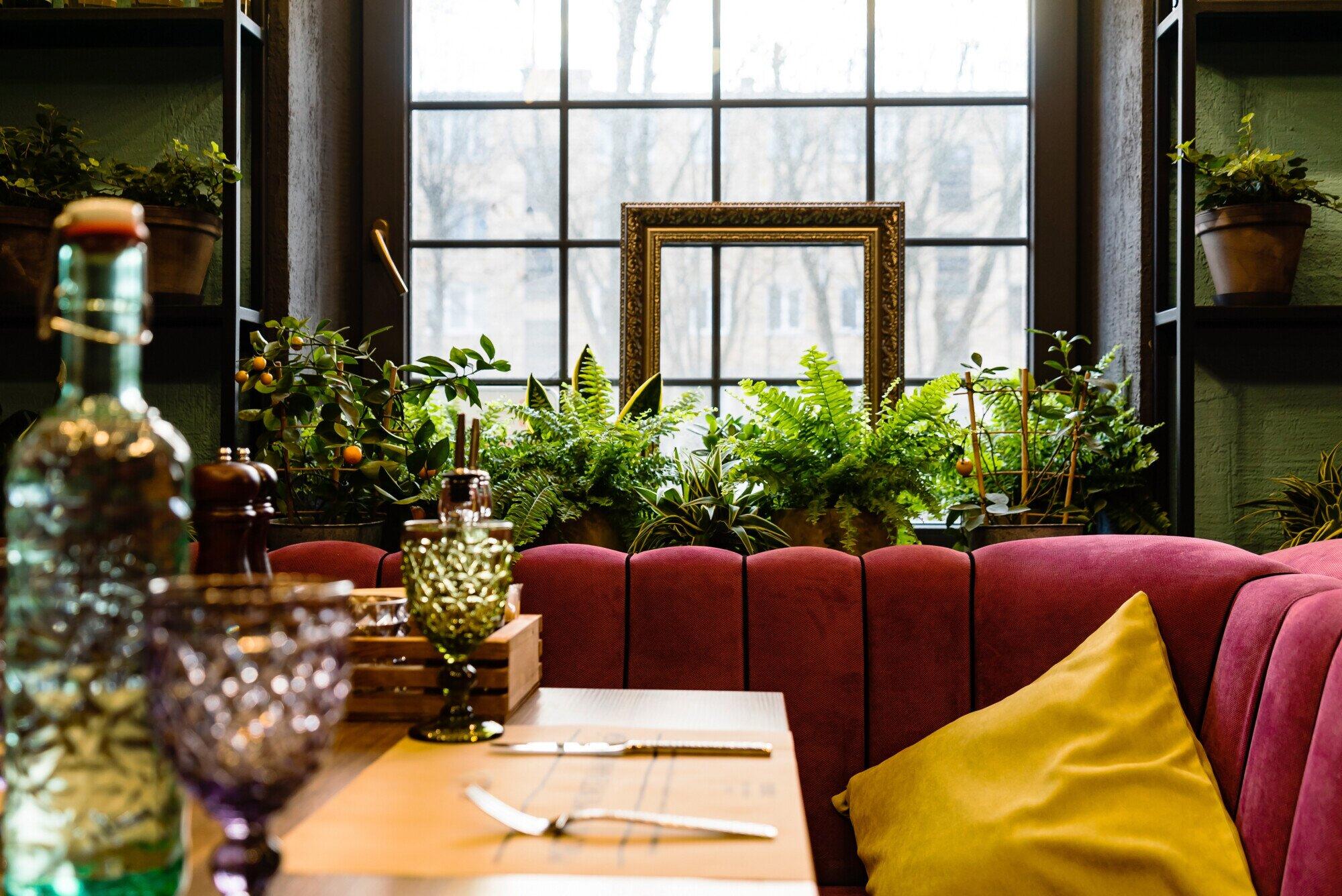 The rising role of visual storytelling in casual dining spaces