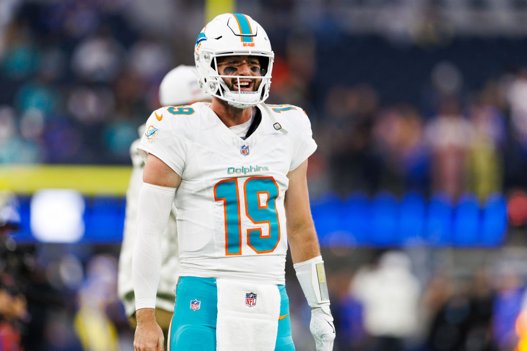 Miami Dolphins v Los Angeles Rams