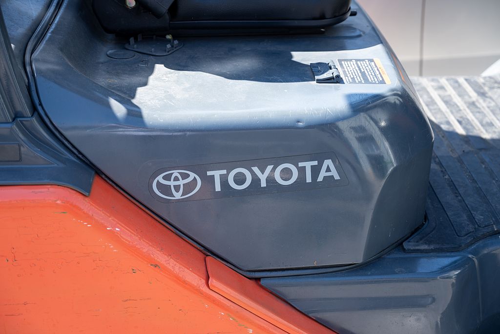 Toyota Equipment Logo