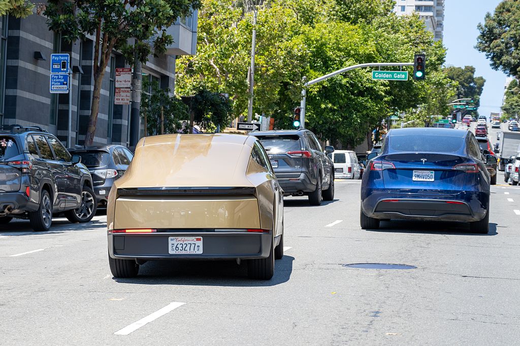 Tesla Cybercab SF