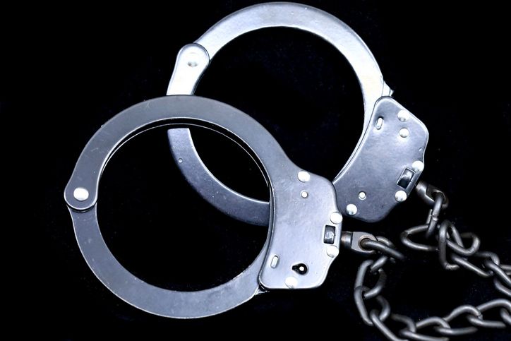 Handcuffs for law enforcement restraint